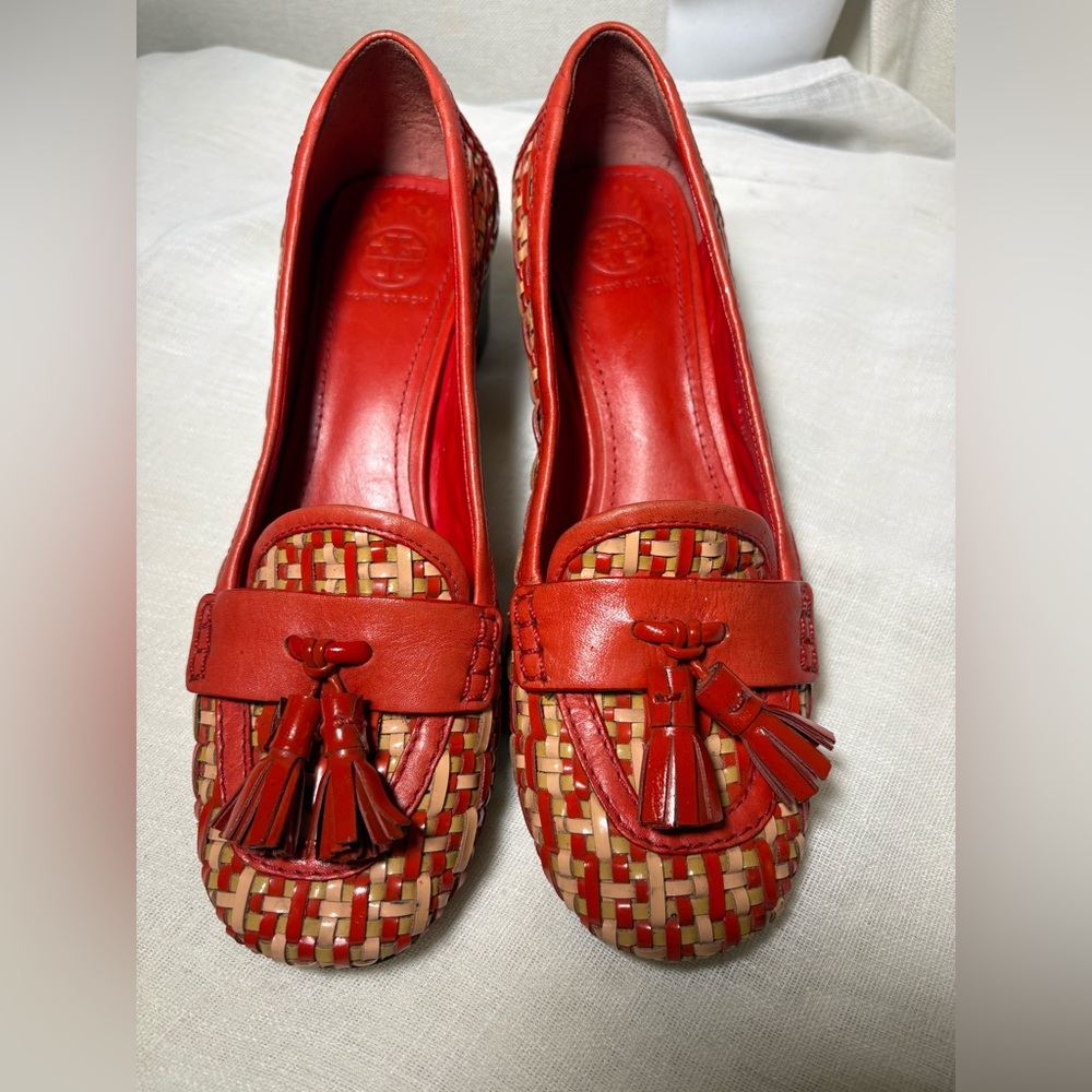 Tory Burch Woven Genuine Leather Tassel Loafers Red Rust Tan Size 8.5 Block Heel
